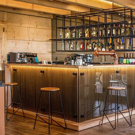 Apartament 2 Bedroom Cozy In *